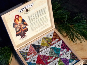 Подарочный набор c чаем "Сокровища Севера" в деревянной шкатулке