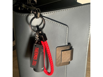 Брелок сувенирный "THERMOS - 120 лет", черный