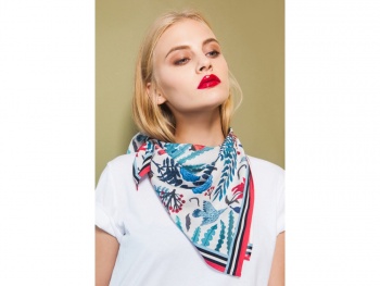 Платок «Голубые розы». Varvara