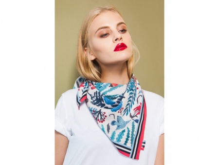 Платок «Голубые розы». Varvara