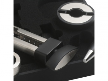 Набор аксессуаров для вина "Distinct". Hugo Boss (Р)