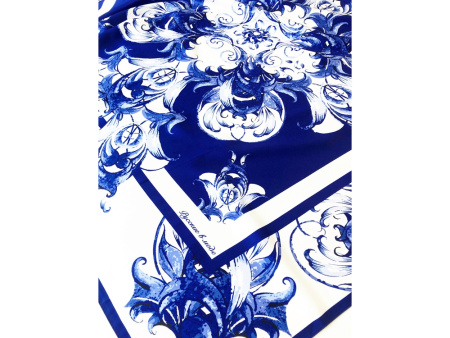 Набор: платок «Гжель» и свеча «Птица счастья»