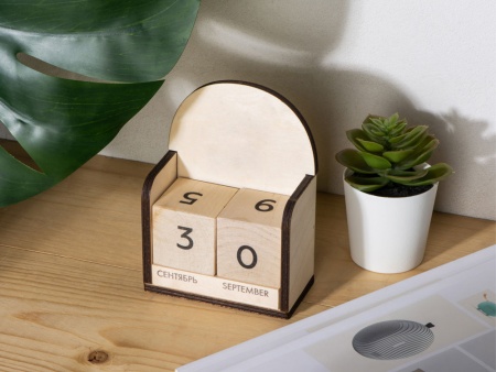 Настольный деревянный вечный календарь